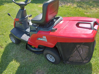 Prodám-zahradní traktor Rider CastelGarden XE966HD Hydro - 3