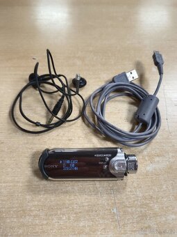 Prodám raritní MP3 přehrávač SONY NW-E407 - 3
