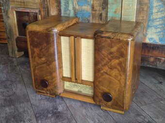 Staré rádio Titan 936 - 3