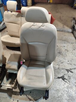 Kožený (krémová) interiér Subaru Outback BS 2018 - 3