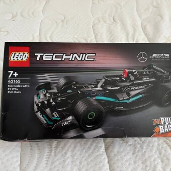 Lego Technic Mercedes AMG - 3