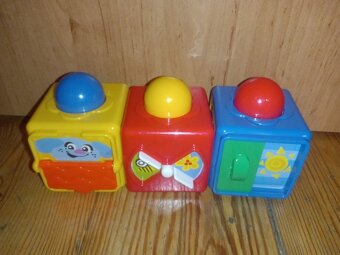 Interaktivní akční kostky Fisher-Price - 3