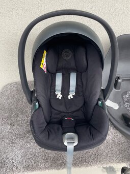 Prodám Autosedačku CYBEX Cloud Z2 i-Size black + Cybex Base - 3
