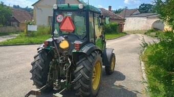 John Deere 5500n - 3