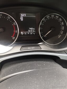 Prodám Škodu fabia 1.0 Mpi - 3