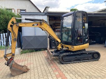 Mini bagr Caterpillar CAT 302.7D - 3