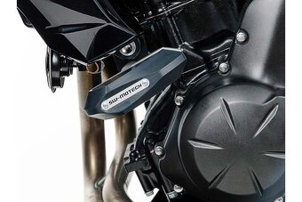 Nové padací protektory Kawasaki ER-6N (11-17) - 3