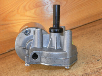 Elektromotor s převodovkou ELVI 12 VDC, 295 ot./min. 400W - 3