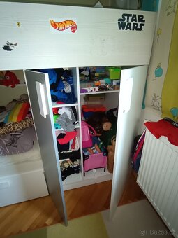 Palanda s vestavěnou skříní a velkým úložným prostorem - 3