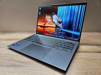 ULTRALEHKÉ MSI PRESTIGE 13 AI+ EVO_U7-258V_32GB_ARC 140 16GB - 3