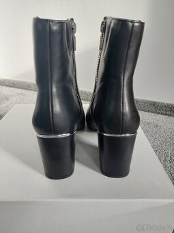 Dámské kožené boty zn. Aldo - 3