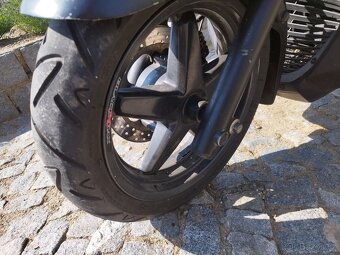 Yamaha Xmax 125cm - 3