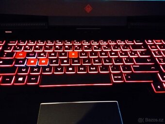 HP omen 17 herní obr 17.3 Full HD 24g DDR 4 - 3