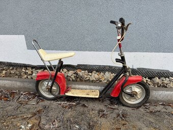 Retro koloběžka se sedačkou - 3