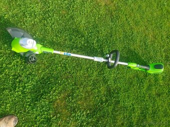 Elektrická sekačka + strunovka, komplet - 3