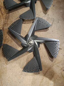 Aerokryty Enyaq - 3