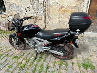 Honda CBF250 - 3