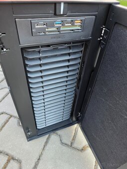 Fractal Design Define R6 USB-C TG - 3