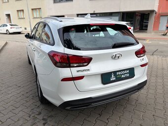 Hyundai i30,  1.6 CRDi automat - 3