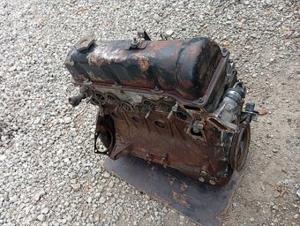 Vaz 2107 lada niva 1700 motor - 3