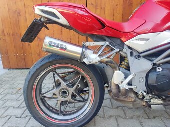 MV Agusta Brutale 990r - 3