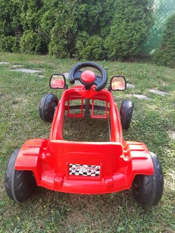 Šlapací plastové auto - 3