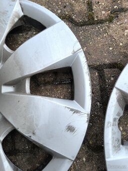 Original Toyota 16" poklice - 3
