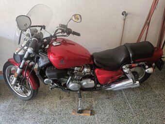 Honda VF 700C Supermagna - 3
