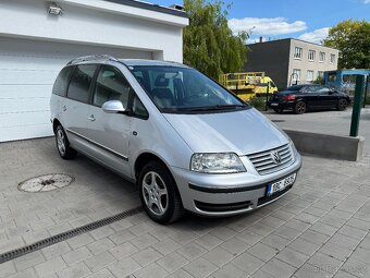 Volkswagen Sharan - 3