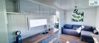 Stylový mobilní domek se zahradou 270m2 v Praze 5, Barrando - 3