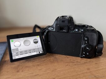 Nikon D5600 - 3