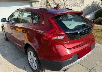 Volvo V40 Cross Country Momentum,1596 cm3, 132kW - 3