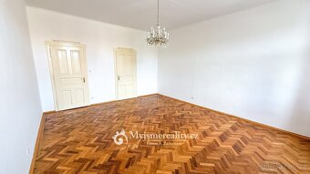 Pronájem byty 3+1, 99 m2 - Znojmo, náměstí Republiky - 3