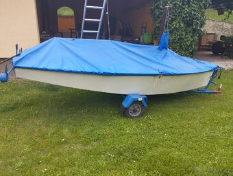 Plachetnice Waurien - 3