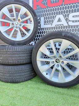 Škoda Superb 3 - 235/45 R18 LETNÍ ORIGINÁLNÍ SADA - 3