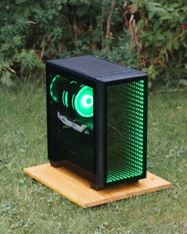 Herní PC / ASUS GTX 1060 / Intel i7 / 16GB RAM / 1TB SSD / - 3