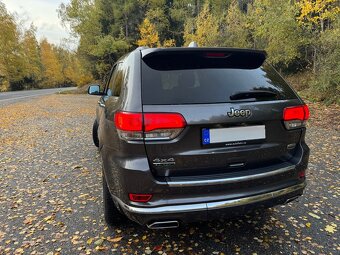 Jeep Grand Cherokee WK2 SUMMIT - 3