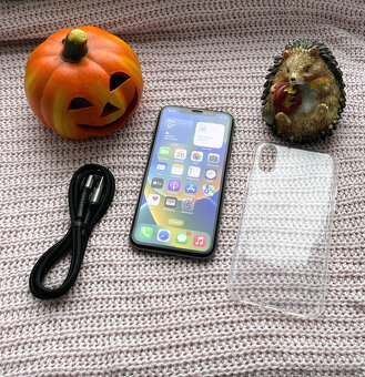 HLEDÁŠ IPHONE? Prodám Apple X - 64GB - BLACK - 3