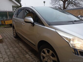 Peugeot 5008 - 3