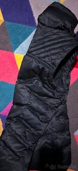 ADIDAS DÁMSKÁ SLIM.-FIT PÉŘOVÁ VESTA-M 40 - 3