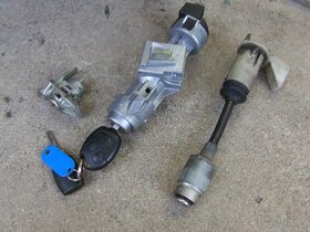 Sada zámků Ford C-Max - 3