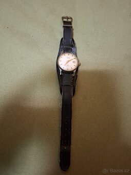 Staré náramkové hodinky prim - 3