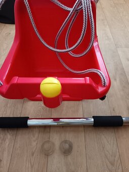 Houpacka detska cervena vcetne rozpery klaksonu - 3