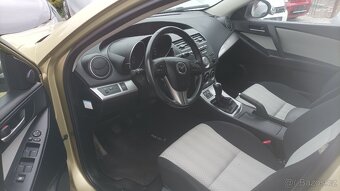 Mazda 3 - 3