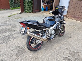 Honda CBR 600f 2002 - 3