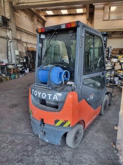 VZV Toyota - 3