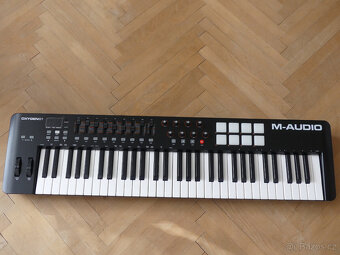 MIDI Klávesy, M-Audio OXYGEN 61 IV+skládací stojan - 3