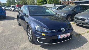 Volkswagen e-Golf 85 KW Plně elektrický - 3