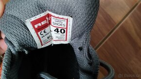 Pracovní, bezpečnostní boty s kovovou špičkou vel.40 - 3
