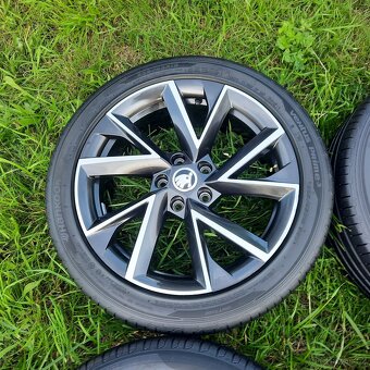 Vega Alu kola R18 ET44 Superb 3 4 Passat B8 - 3